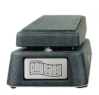 01-dunlop-cry-baby-wah-02