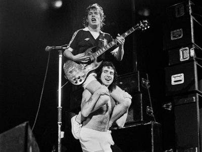 2019-02-blog-angus-young