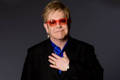 05-elton-john