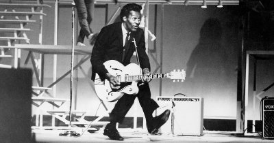 50riffu-09-chuck-berry