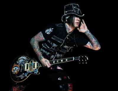 Dj-ashba-01